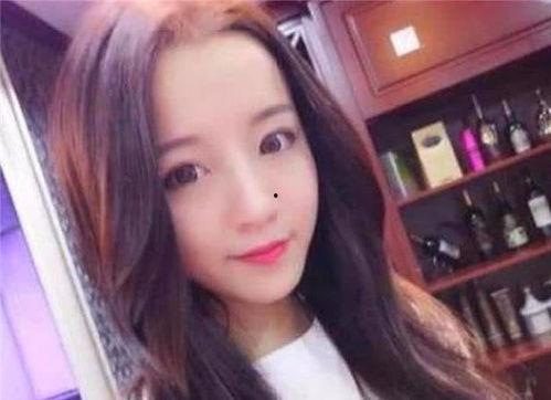 抖音搜娱乐吃瓜姐,揭秘“娱乐吃瓜姐”背后的故事与影响力